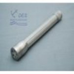  TASCHENLEUCHTE DE LUXE LED 182MM Wasserresistente Taschenlampe mit 5 LEDs.<BR> Edelstahl/Aluminiumgeh�use, � 20mm, 182mm lang. F�r 3 1,5VAA-Batterien (nicht im Lieferumfang).

