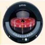  RULE SCHOTTKOMPASS SATURN A-140 SATURN� KOMPASS<BR>Der kompakte Kompass bietet die Wahl zwischen der konventionellen Draufsicht und der Dualrose. Alle Ausf�hrungen verf�gen �ber die GLOBALBalance und der NO-SPIN-Technologie mit vollkardanischer Rose. Komplett mit Teleskophaube, Nachtsichtbeleuchtung und Kompensatoren. Rosen� 95mm.