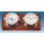  WETTERSTATION 2-TEILIG MARINER 2-teilige Wetterstation Uhr und Barometer 76mm Durchmesser<BR>Royal Mariner<BR>Aus massivem Messing, versehen mit einer hochwertigen Lackierung als Anlaufschutz.<BR>Auf einer Grundplatte aus Teakholz. Abmessung: 300 x 145 x 20mm.
