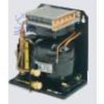 Array	[art_haupttext2] COOLMATIC CU-86 Das ColdMachine-80er-Profi-Programm biete drei luftgek�hlte und ein wassergek�hltes Aggregat in unterschiedlichen Bauformen. Konzipiert f�r alle K�hlrauminhalte (bis ca. 250 Liter) und f�r den Einsatz in w�rmeren Gew�ssern. Ausgestattet mit dem leistungsstarken Danfoss BD35F Kompressor. Es stehen sieben Verdampfertypen, exakt abgestimmt auf die Kompressorleistung zur Verf�gung.<BR>Vorgesehen f�r Boden- oder Wandmontage. 220x230x177 mm.