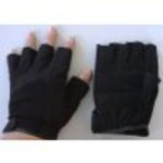 Array	[art_haupttext2] Segelhandschuhe�<BR>Finger geschnitten <BR>Spandex/Leder<BR>Doppelnaht<BR>Gr��e: S<BR>Farben:�schwarz  Handumfanges gemessen �ber die Kn�chel ohne Daumen:<BR> 
Gr��e S ca. 16-17 cm <BR>
Gr��e M ca. 17-19,5 cm <BR>
Gr��e L ca. 19,5-23 cm <BR>
Gr��e XL ca. 24-26,5 cm <BR>